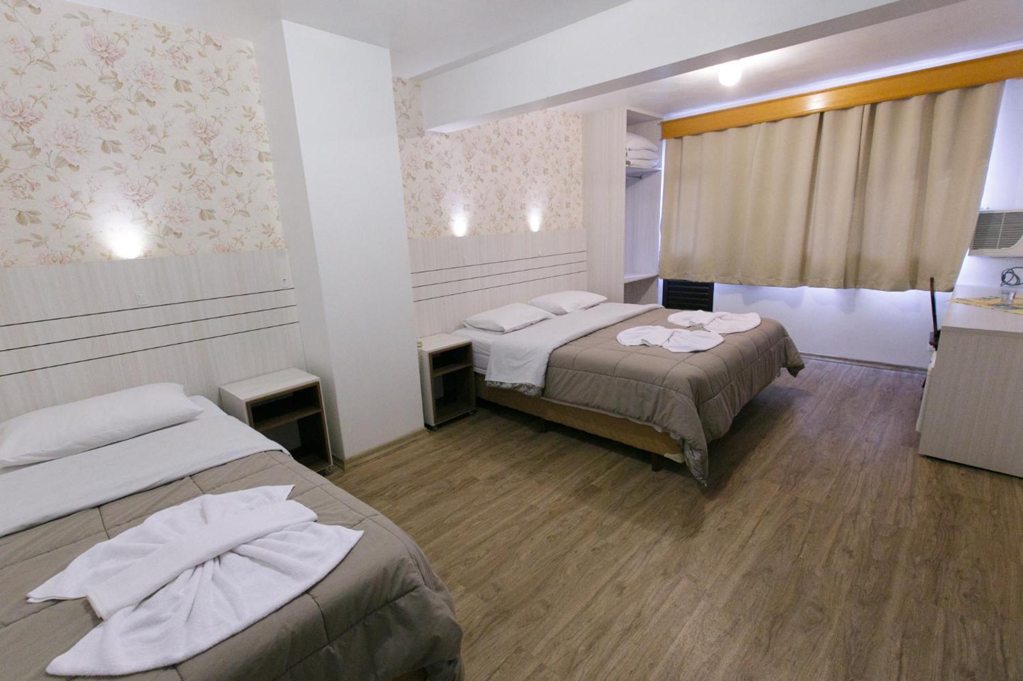 Hotel 13 Linden Трези-Тилиас Экстерьер фото