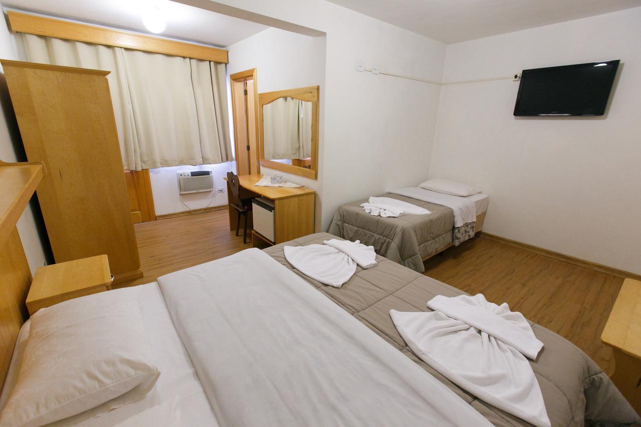 Hotel 13 Linden Трези-Тилиас Экстерьер фото