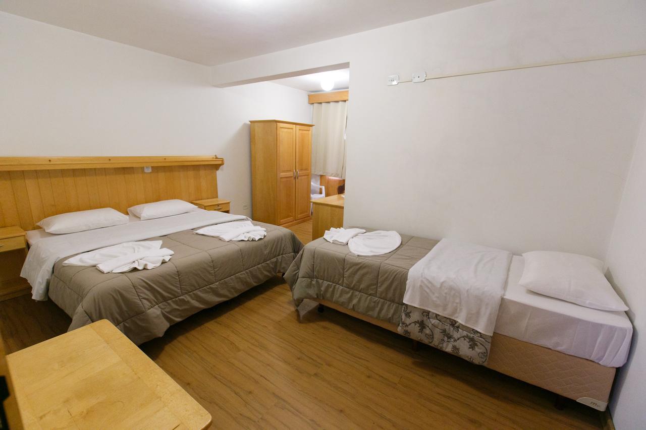 Hotel 13 Linden Трези-Тилиас Экстерьер фото
